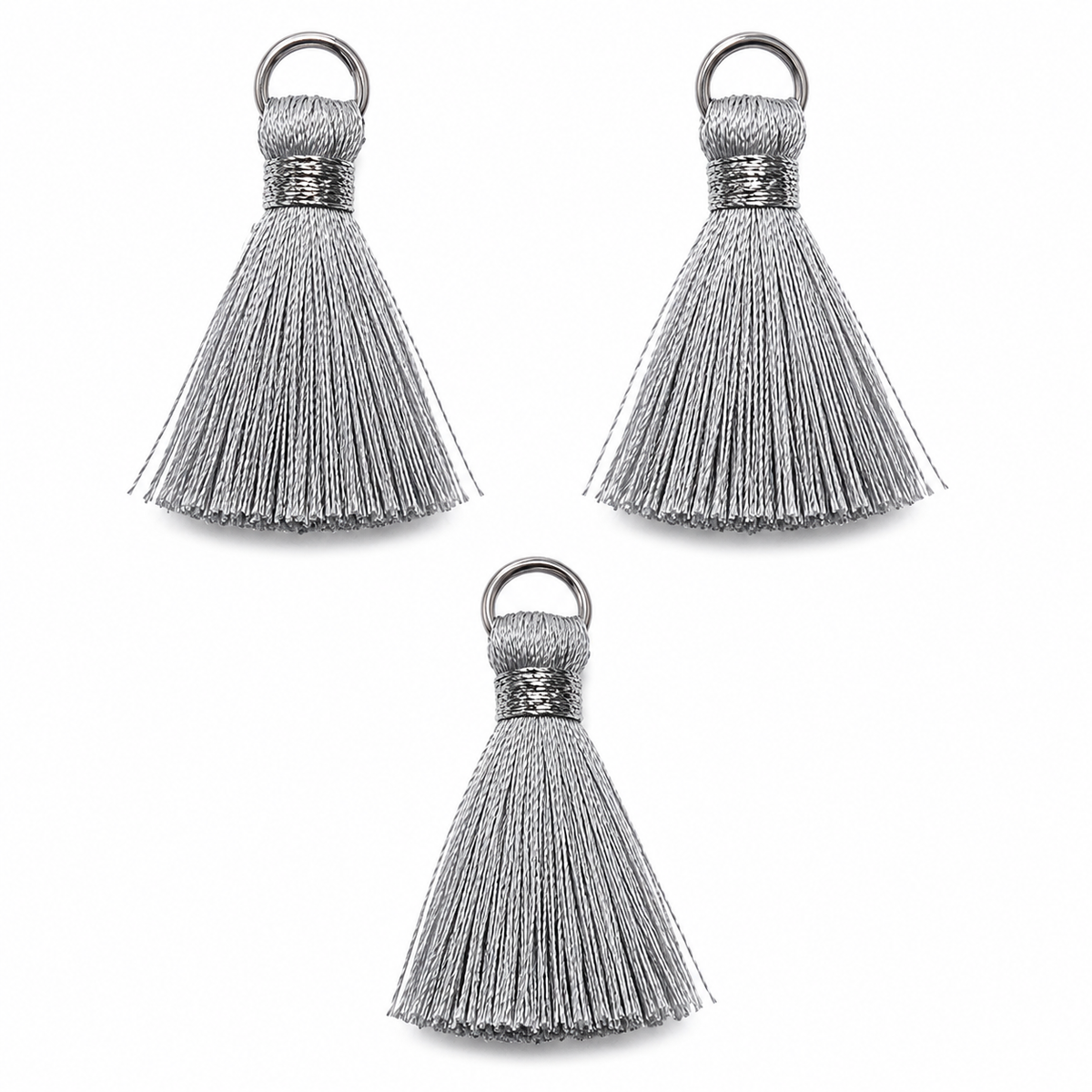 Borlas Hilo Gris Con Argolla Plateada 2.5cm - 10pcs