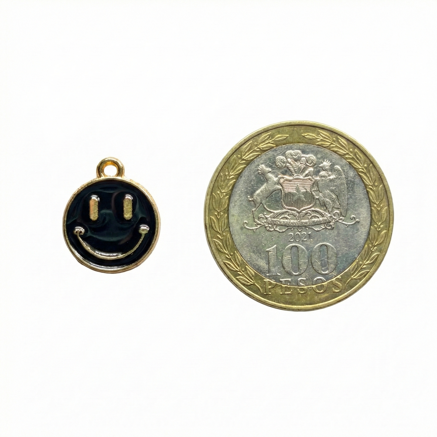 Dije Carita Feliz Negro 12x15mm