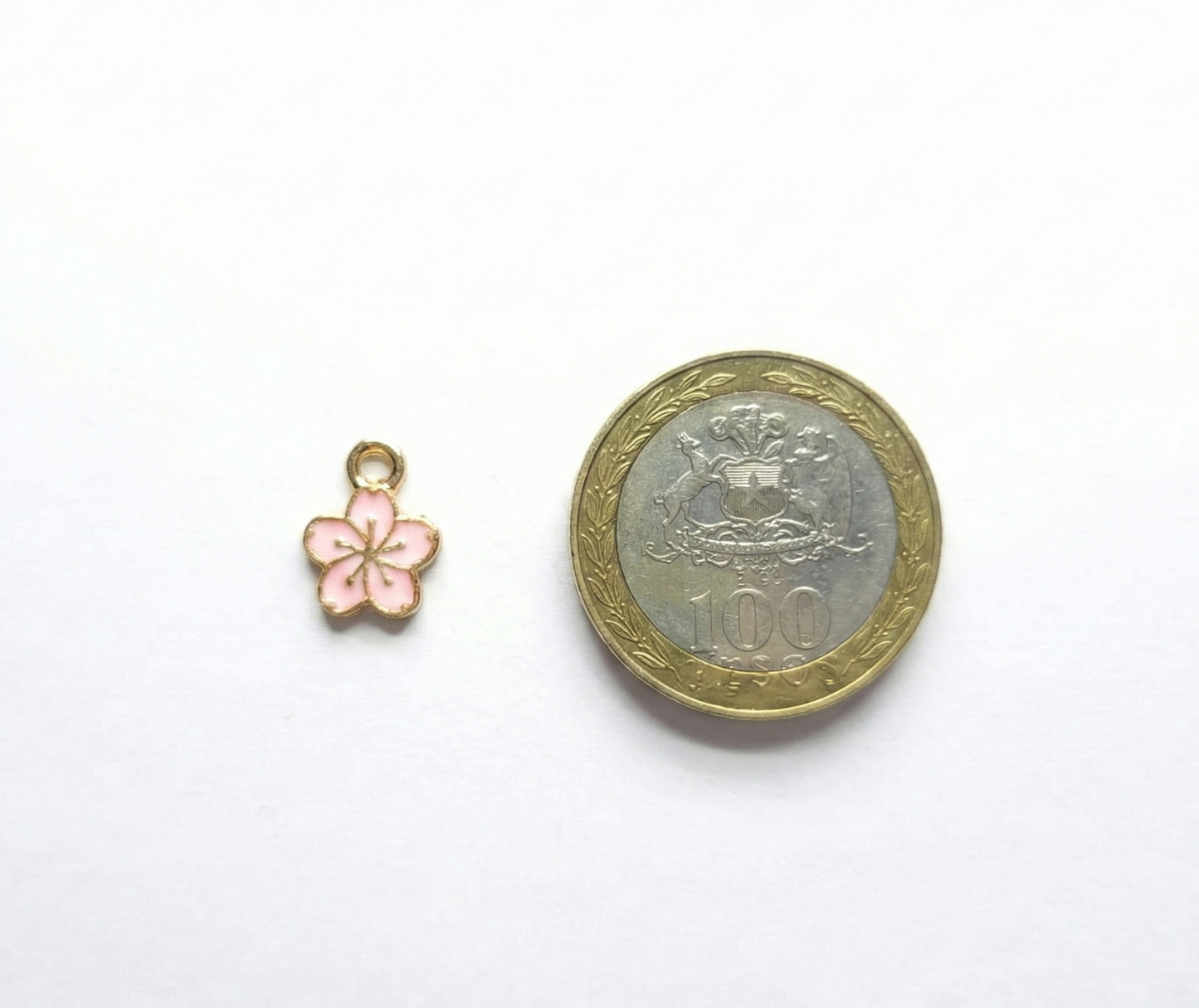 Dije Flor Rosa 9x12mm