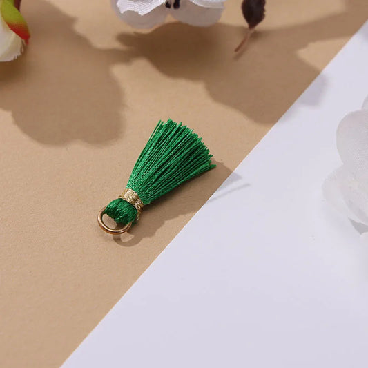 Borlas Hilo Verde Con Argolla Dorada 2.5cm - 10pcs