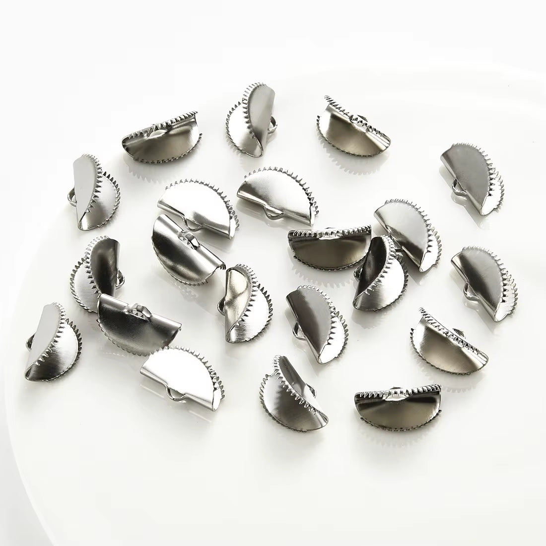 Terminal Semicirculares de Acero 1.6cm - 50 PCS