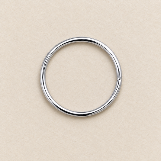 Aro Metálico con Forma de Circulo Plateado - 1 PCS