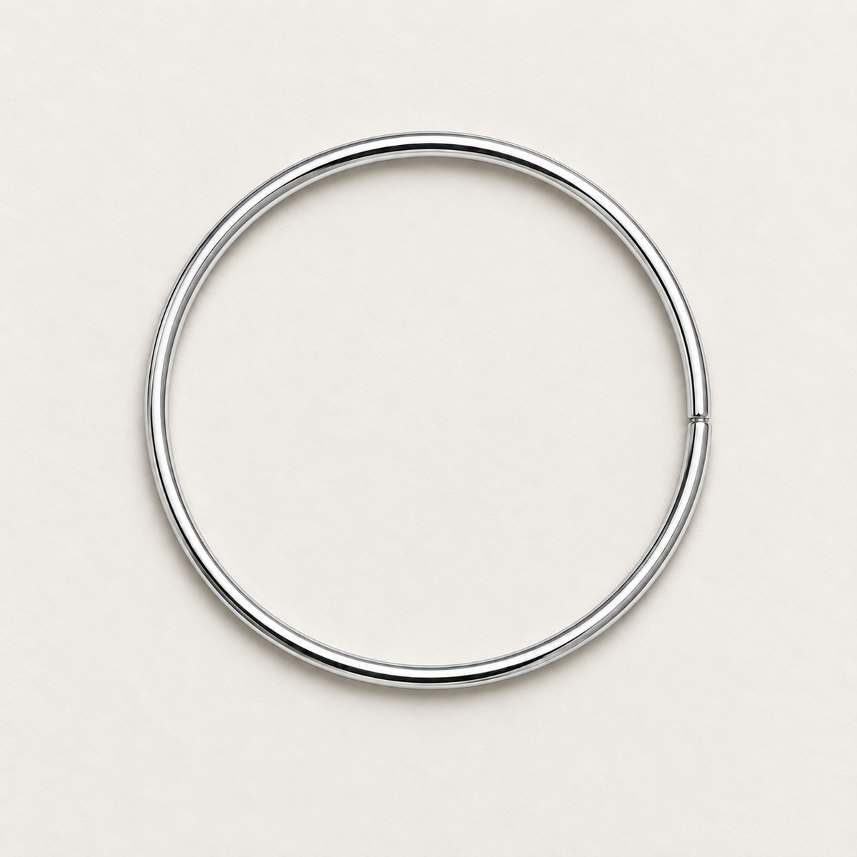 Aro Metálico con Forma de Circulo Plateado - 1 PCS