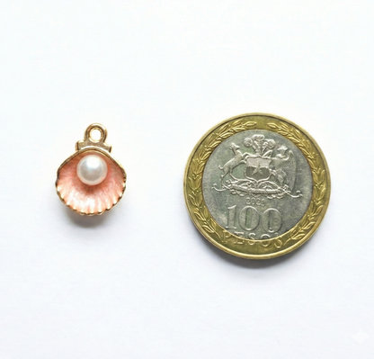 Dije Concha de Mar con Perla 12x15mm