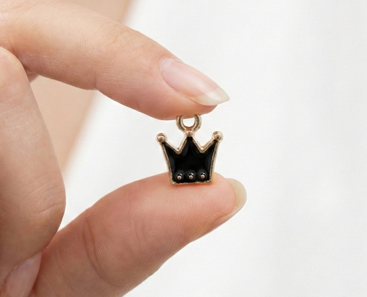 Dije Corona Negra 15x17mm