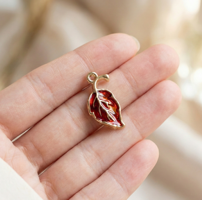 Dije Hoja Roja 10x20mm