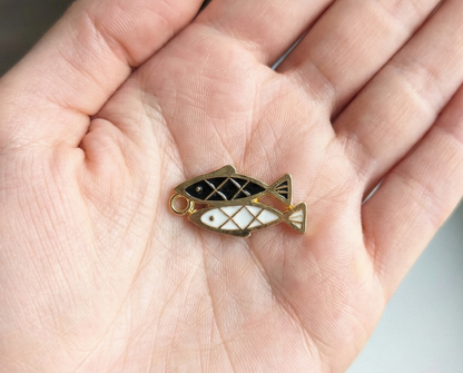 Dije Pez Doble 13x24mm