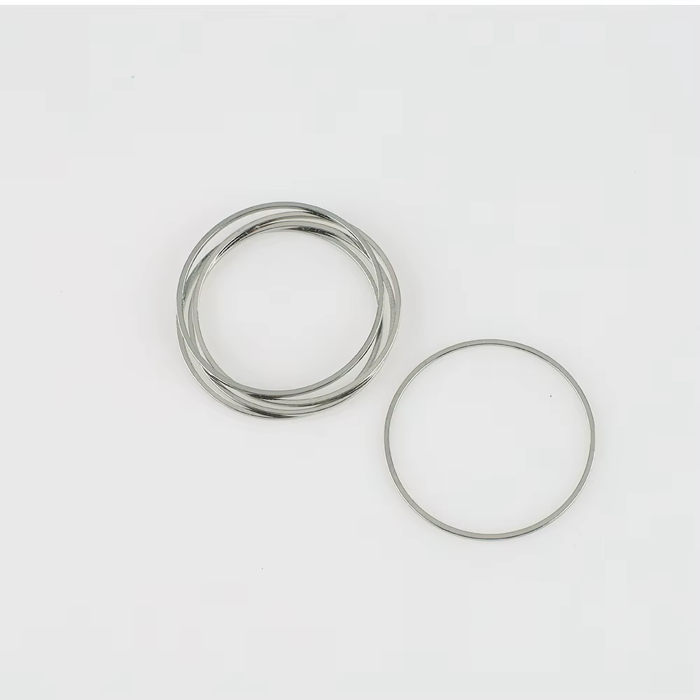 Figuras Geometricas De Metal Plateado 2.5cm - 10 Unid.