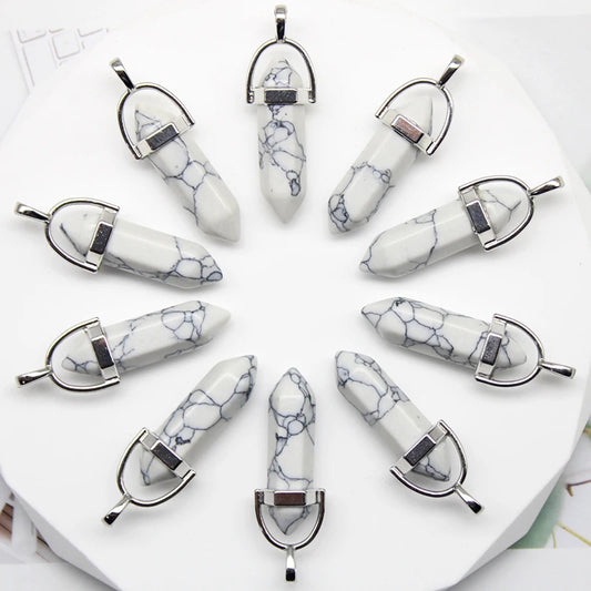 Colgante Punta con Howlita Blanca